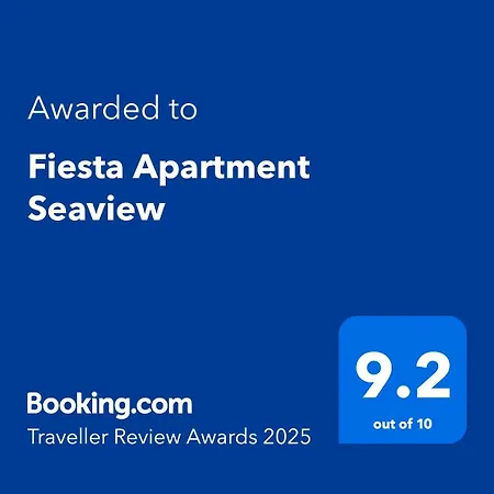 Fiesta Seaview 公寓 *