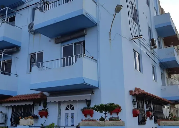 Fiesta Seaview Apartament *